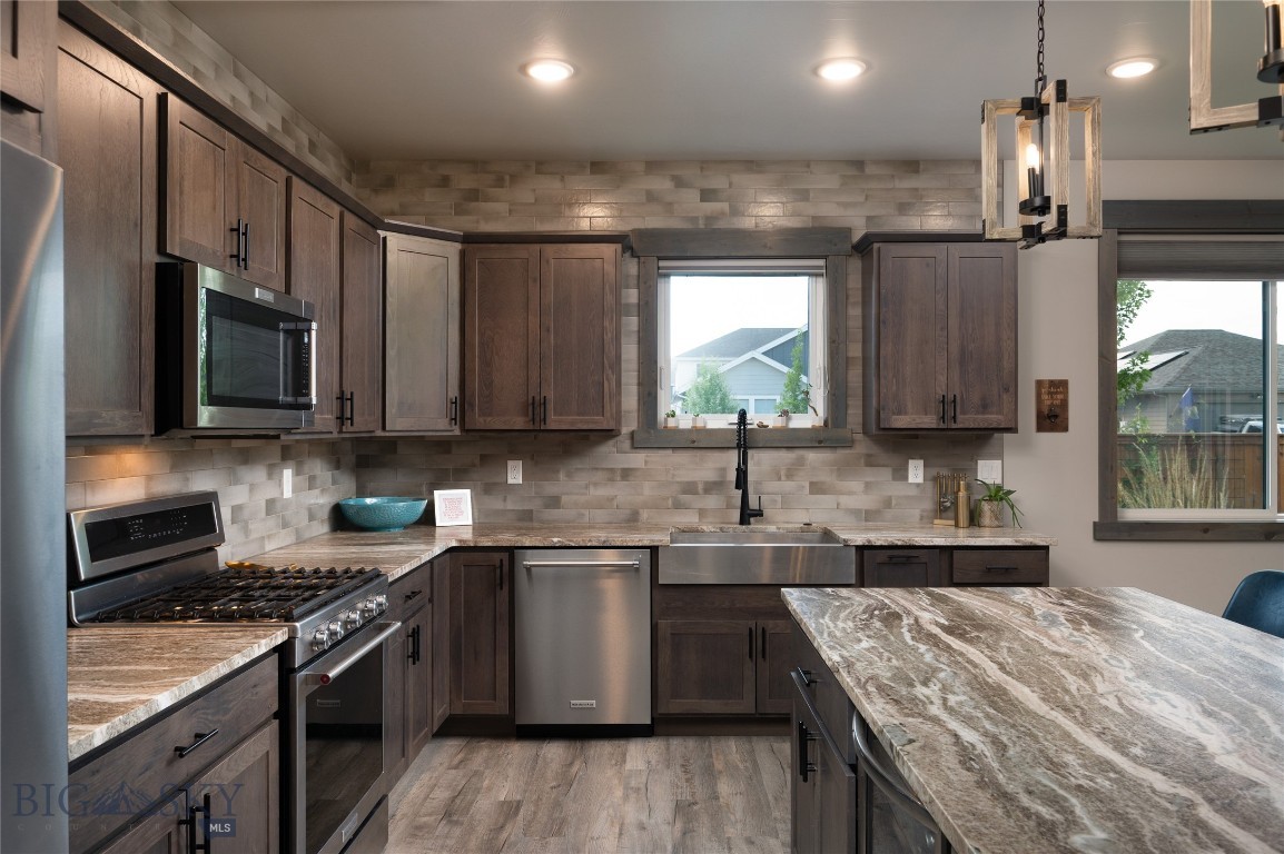 1517 Masterson Lane