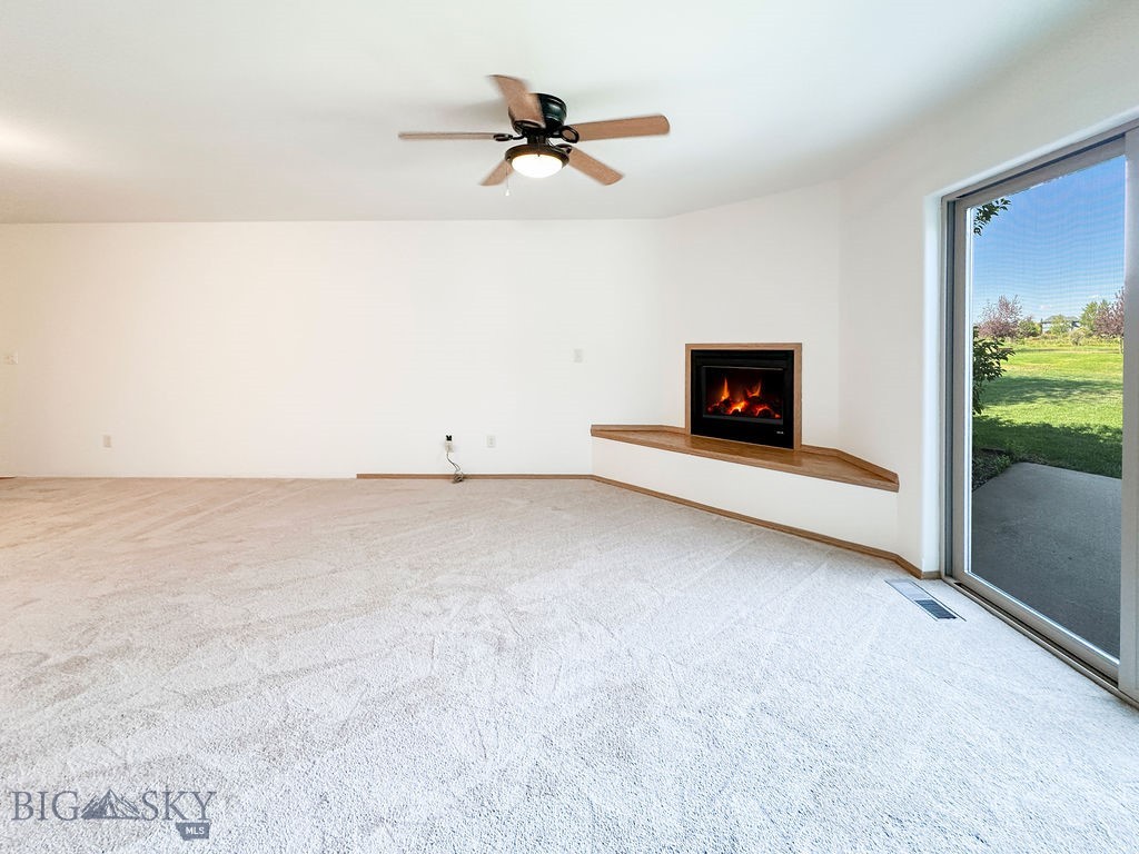 2963 Warbler Way 4