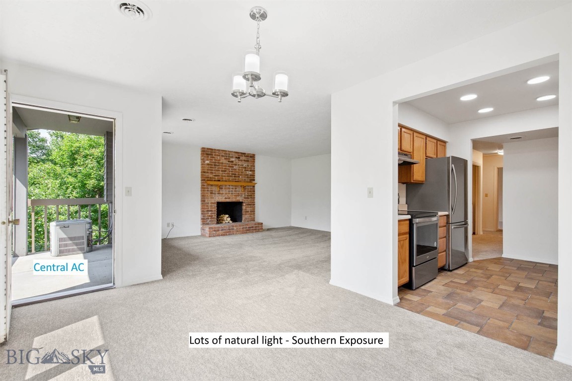 2200 W Dickerson Street 2