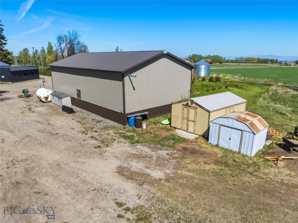 7340 Fowler Lane