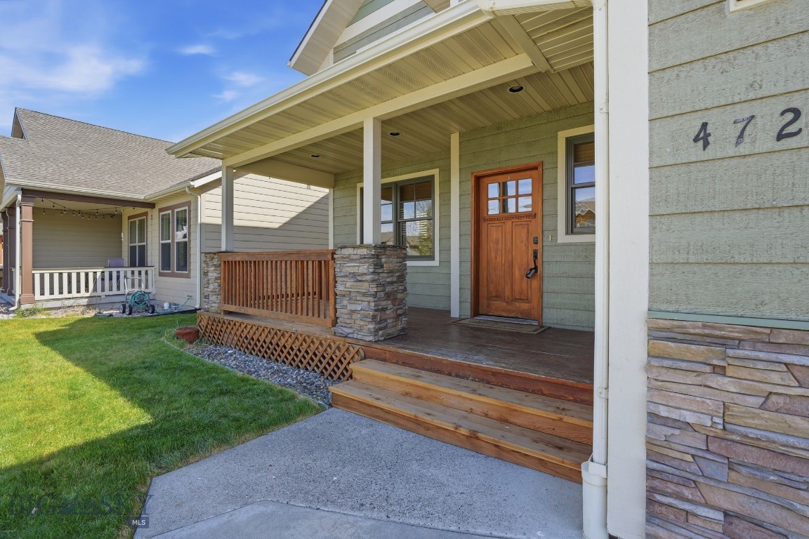 4726 Glenwood Drive