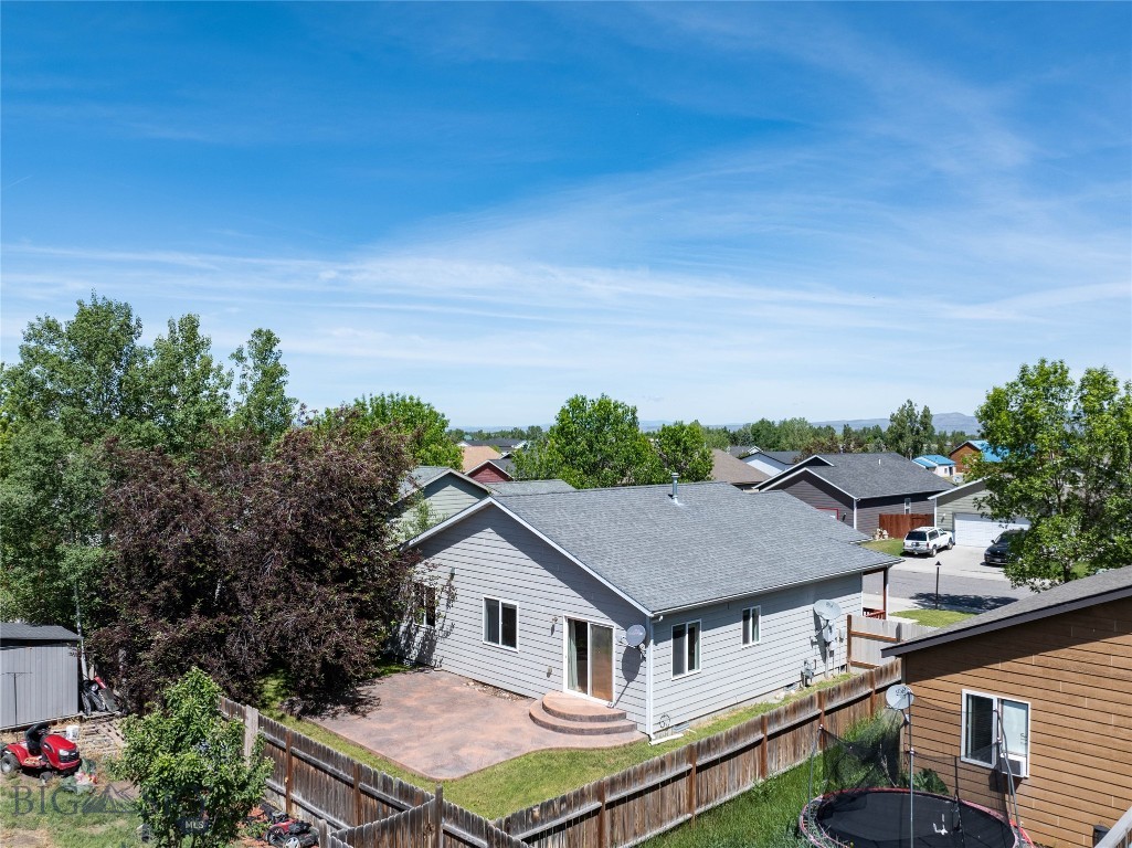 562 N River Rock Drive