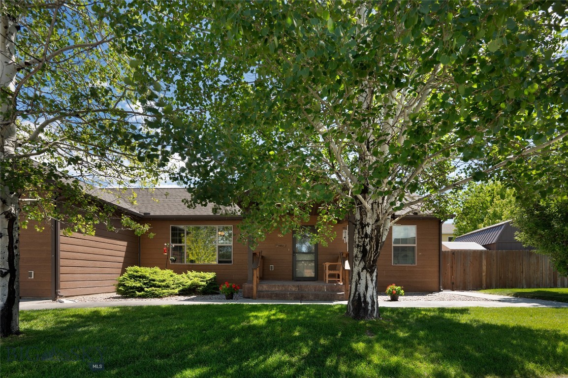 904 Ernie Court
