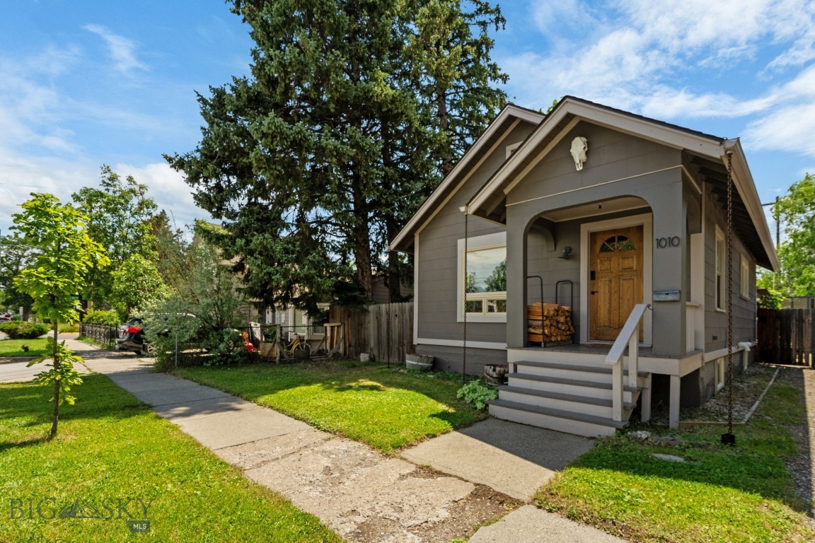 1010 W Babcock Street