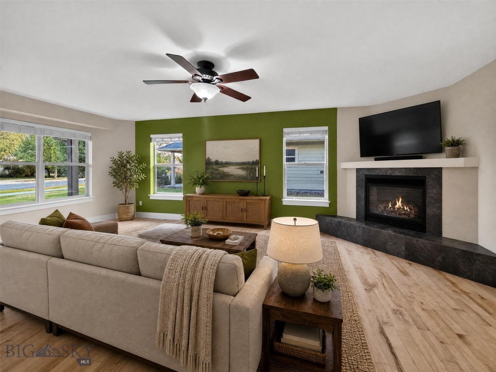 4013 Tanzanite Drive