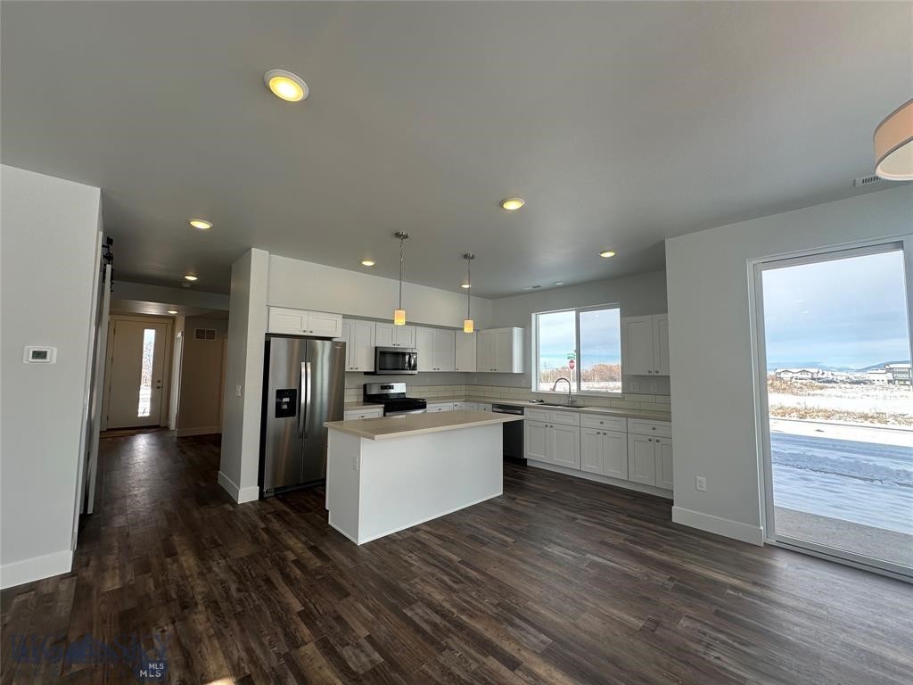 114 N Eldorado Ave