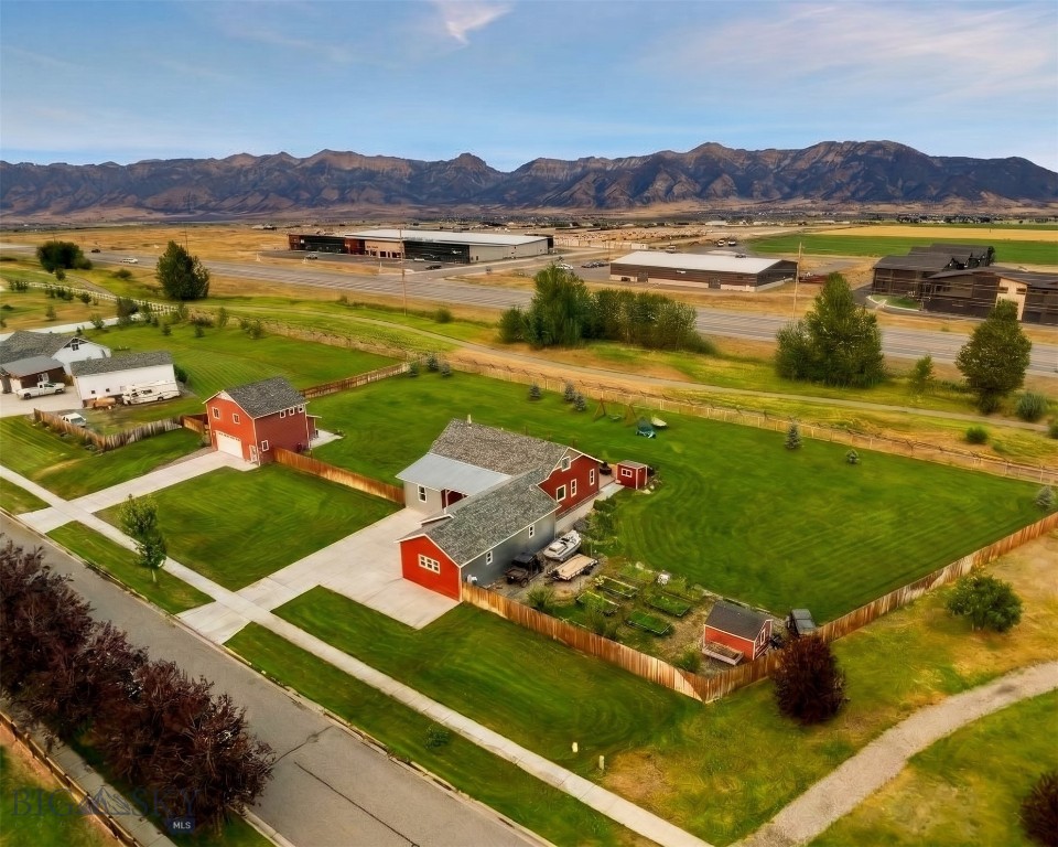 190 Stewart Loop