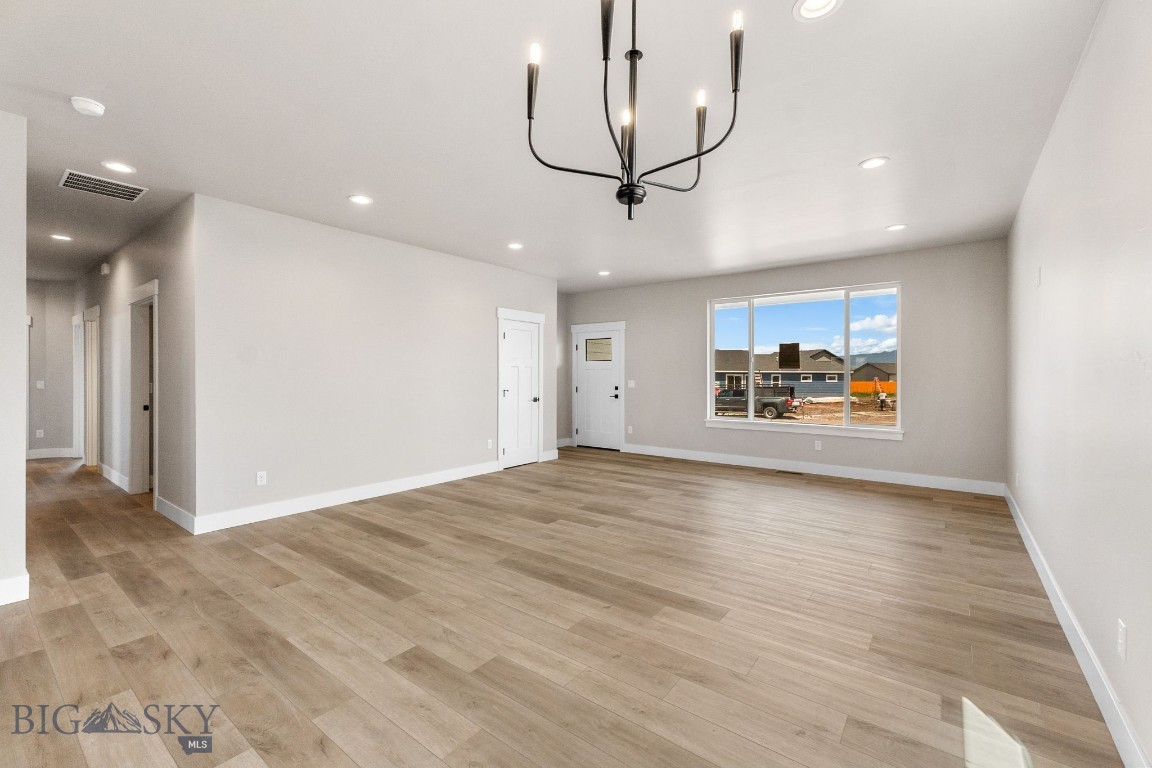 1105 Melissa Way