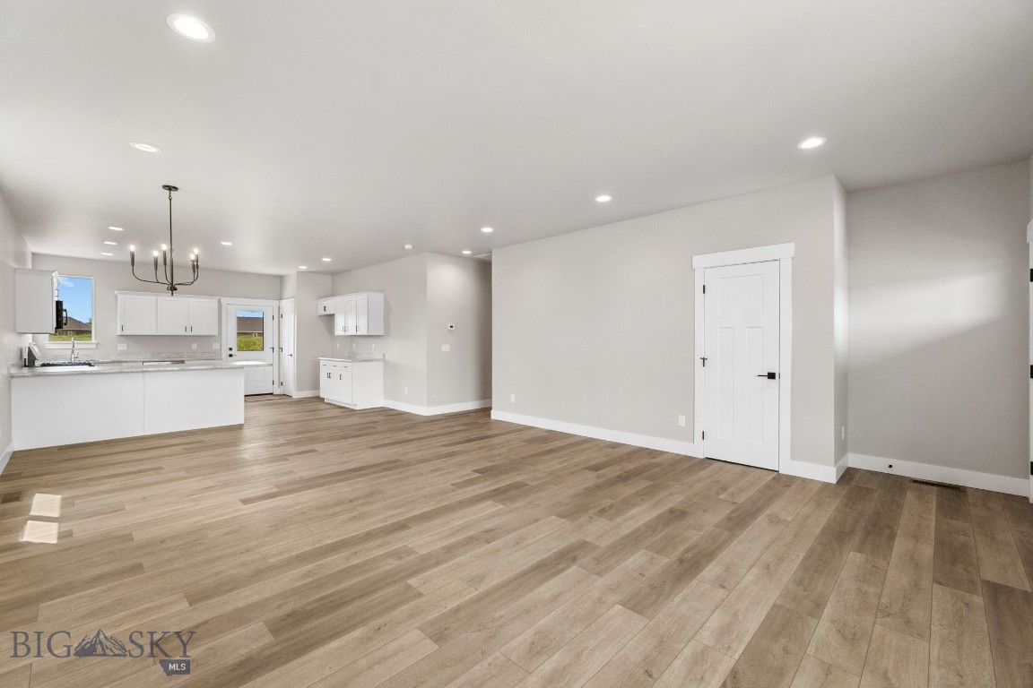 1105 Melissa Way