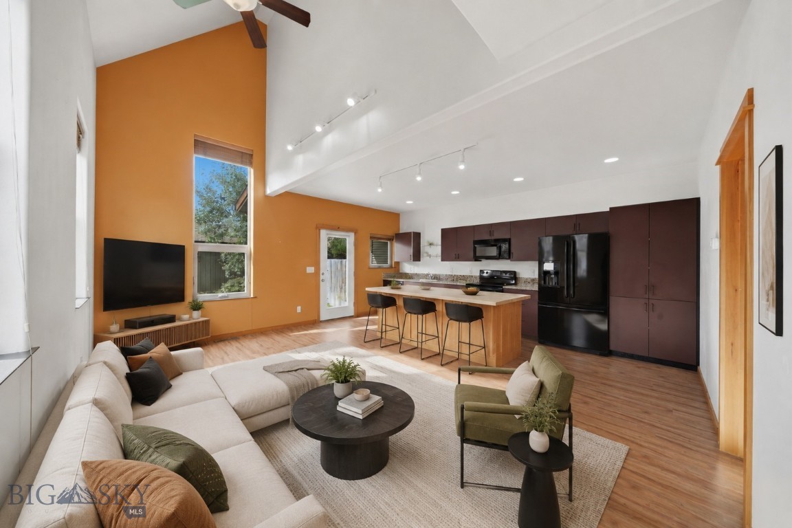 4234 Cover Street A
