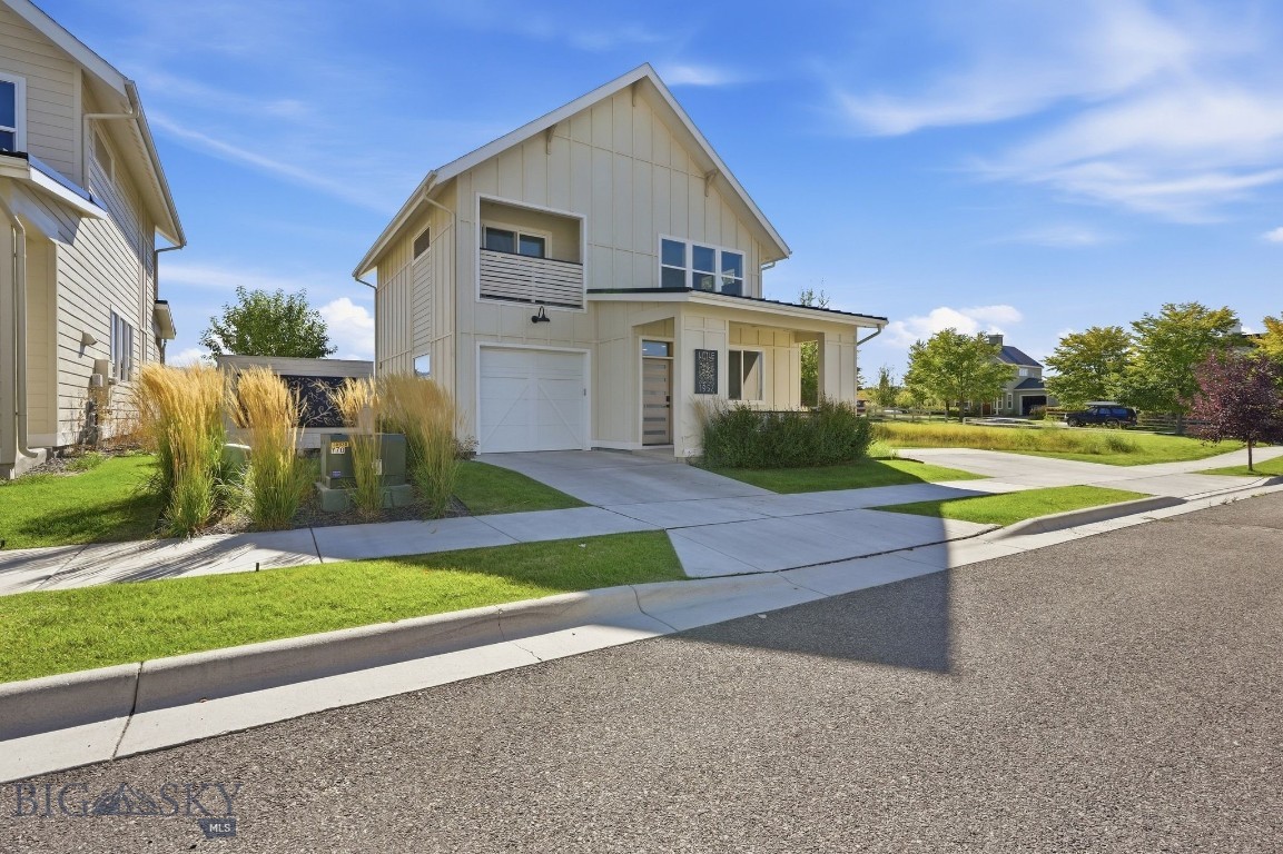 1952 Little Cottage Lane 13
