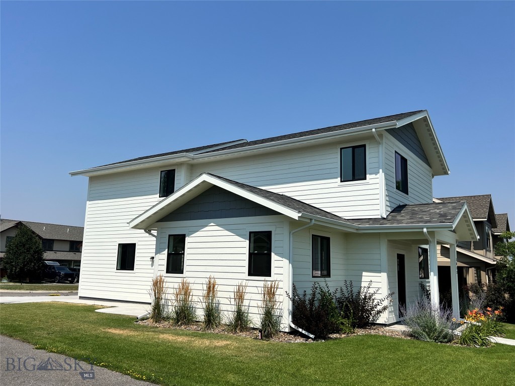 1033 N 14th