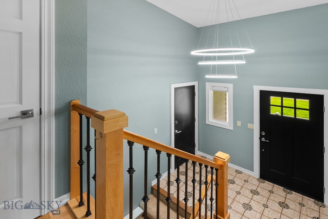 313 Cirque Drive