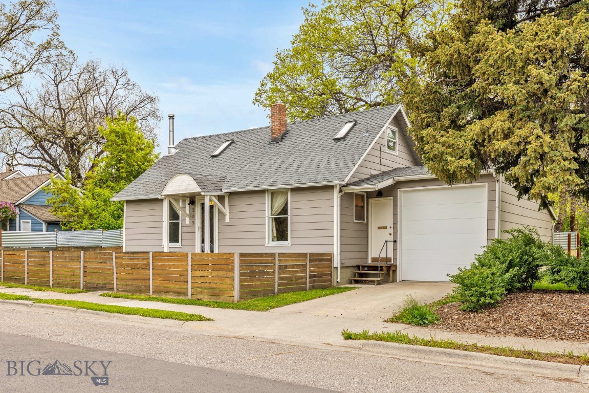 209 N 3rd