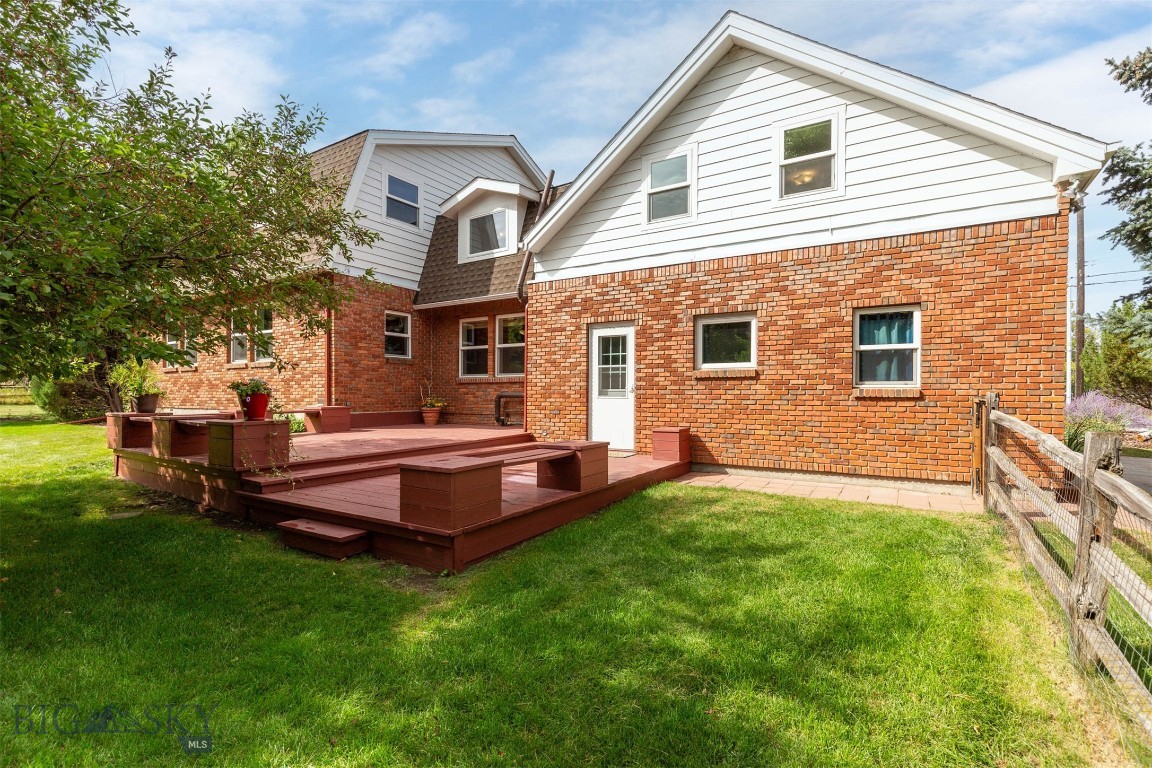 210 W Graf Street