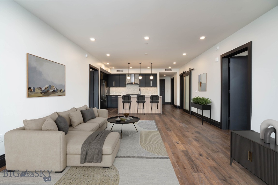 315 N Tracy Avenue 503