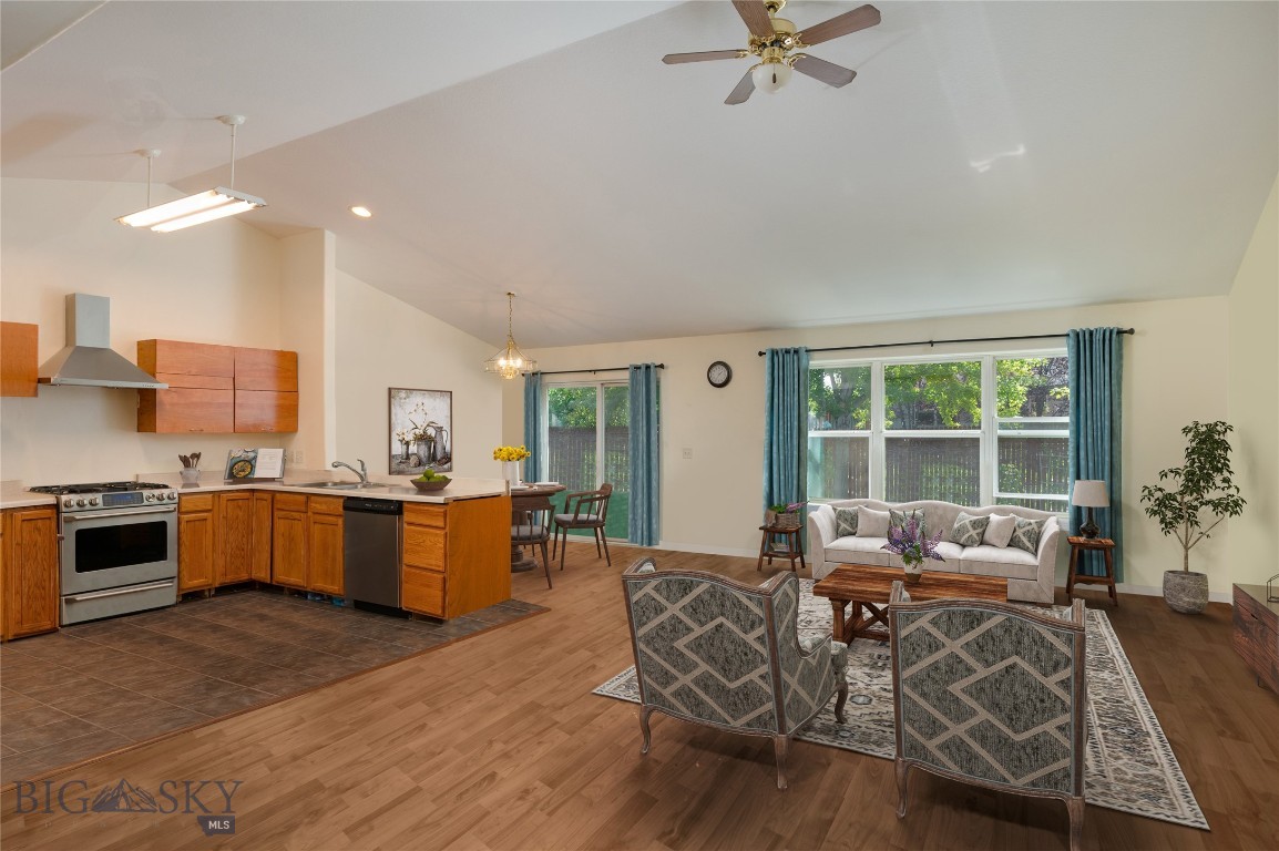 1016 Sunrise Drive, Belgrade