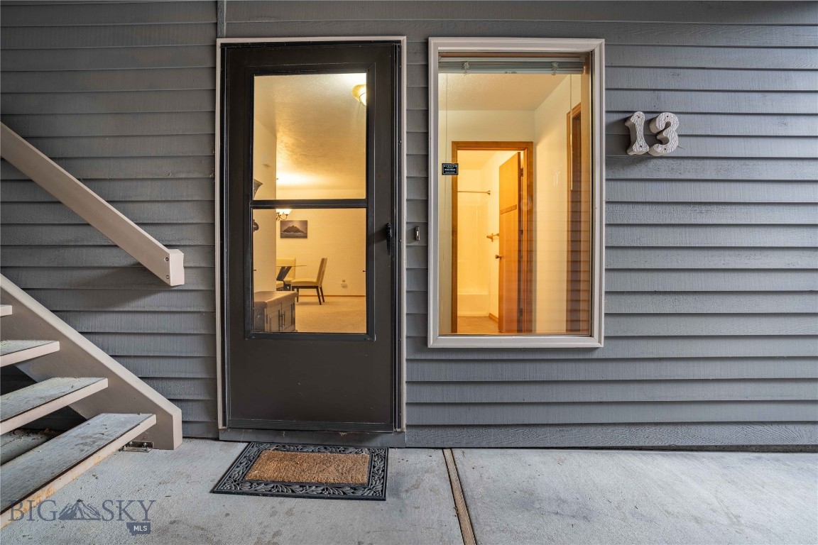 2200 W Dickerson, #13