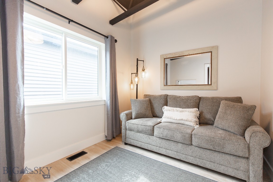 323 Gallatin Park Drive 102/202