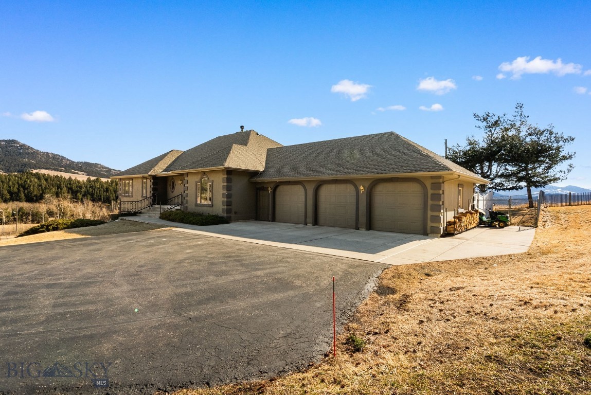 10423 Bridger Canyon Road