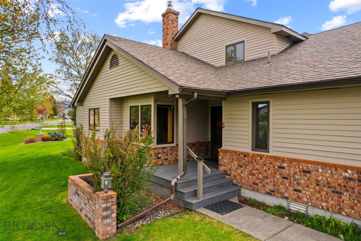 2305 Fairway Drive