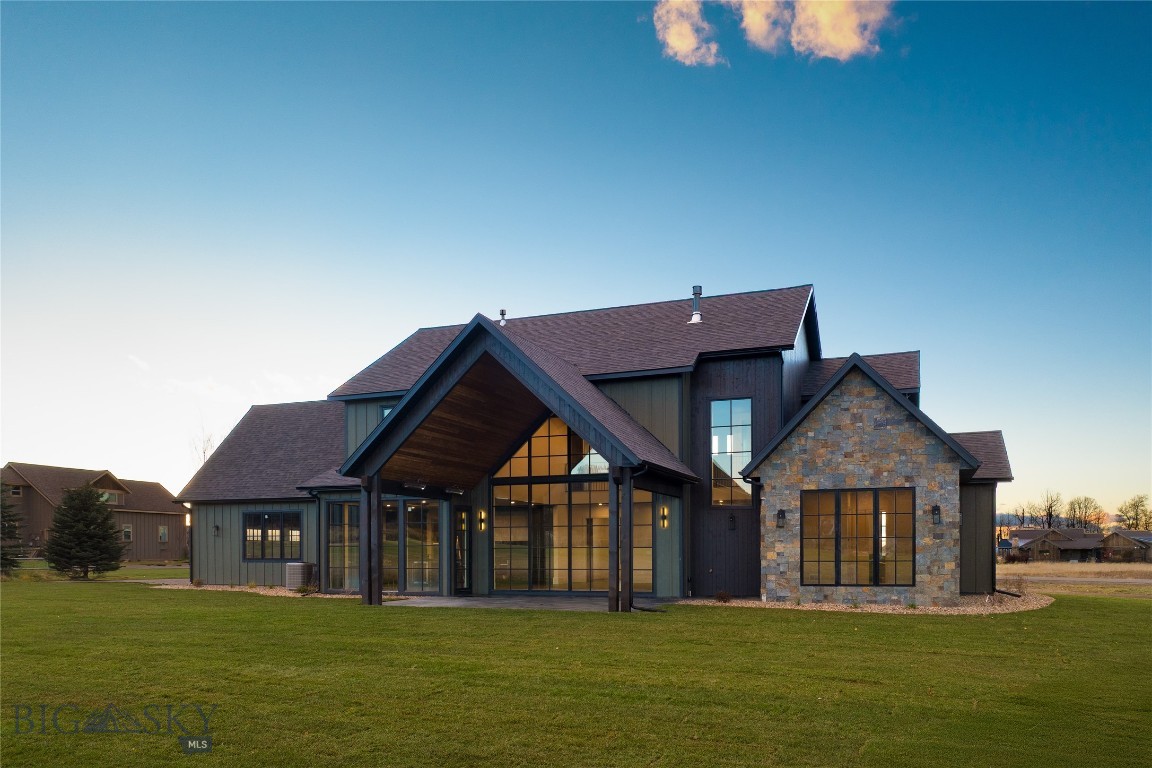 657 Hyalite View Drive