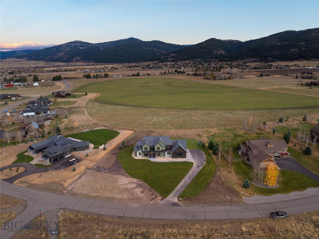 657 Hyalite View Drive
