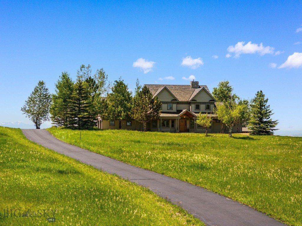 155 Hawthorn Lane