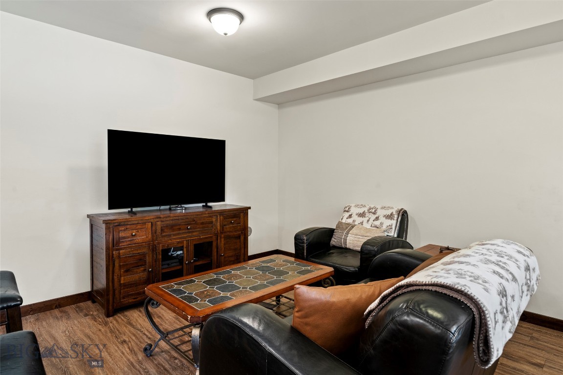 2755 Fen Way B