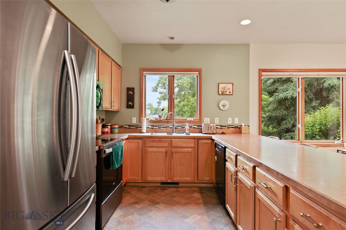 2400 Durston Road 66