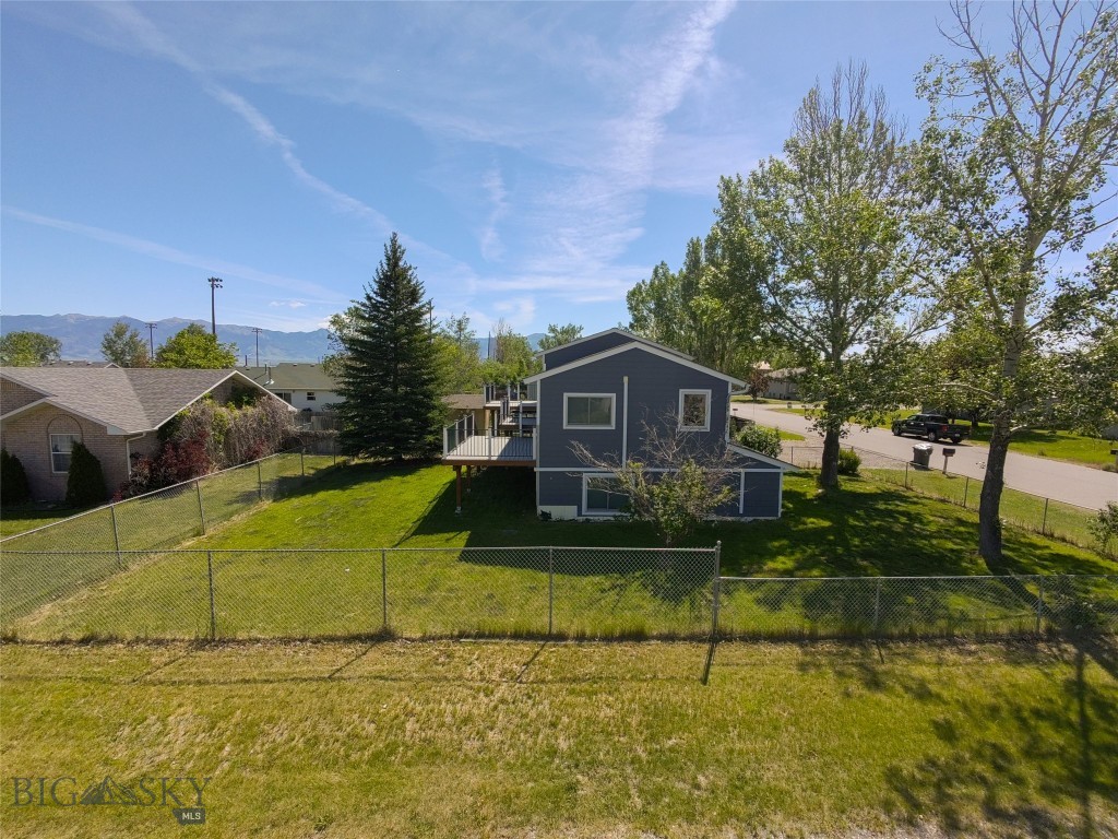 703 Mayfair