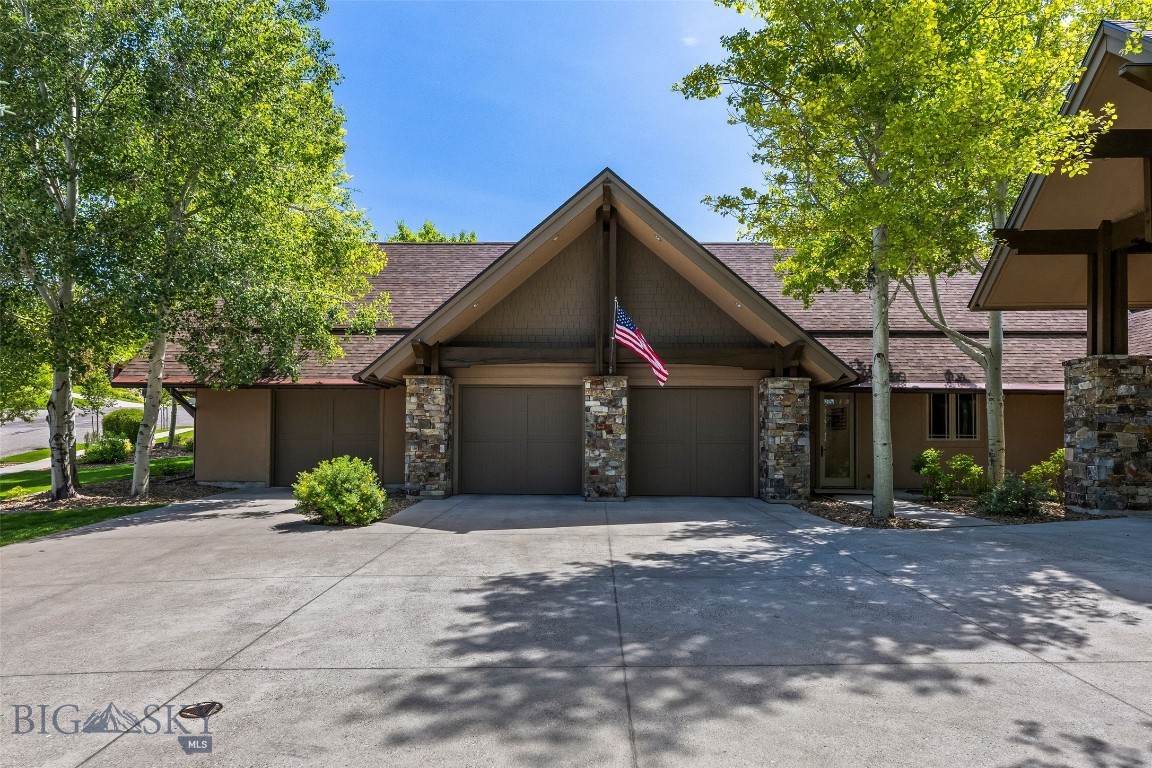 802 Turnberry Court
