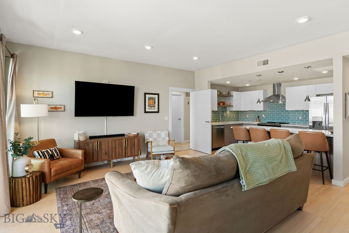 476 Enterprise Boulevard 302
