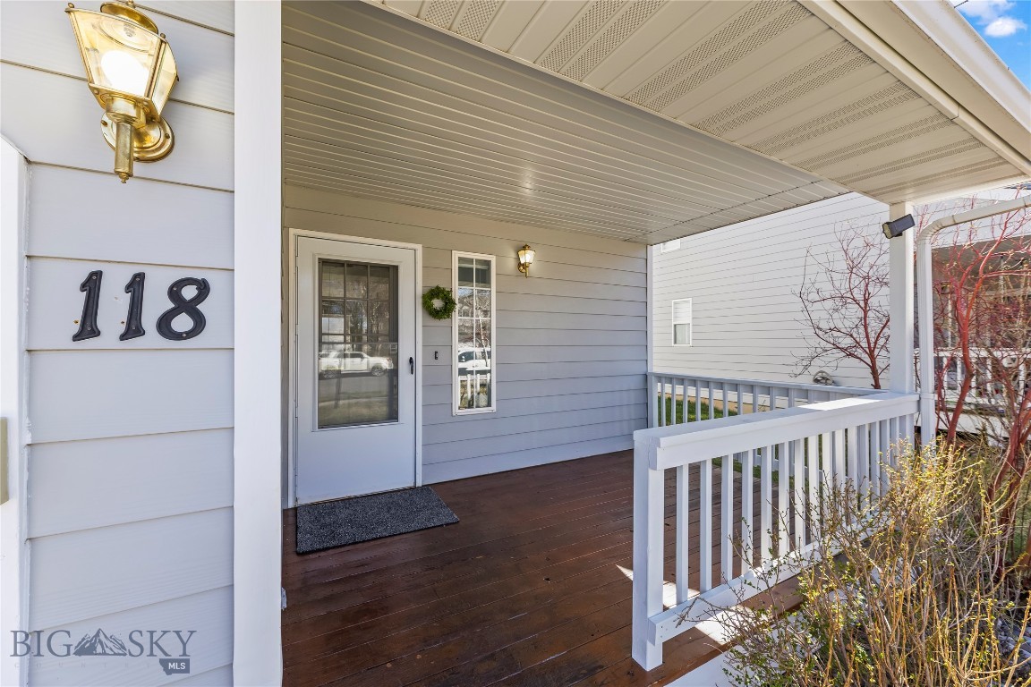 118 Michael Grove Avenue