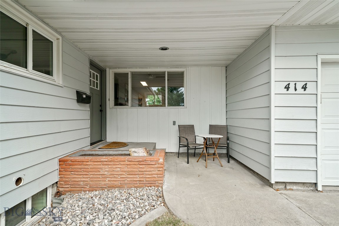 414 N 6th Avenue