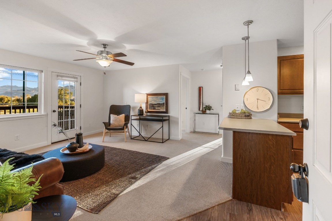 2220 Baxter C