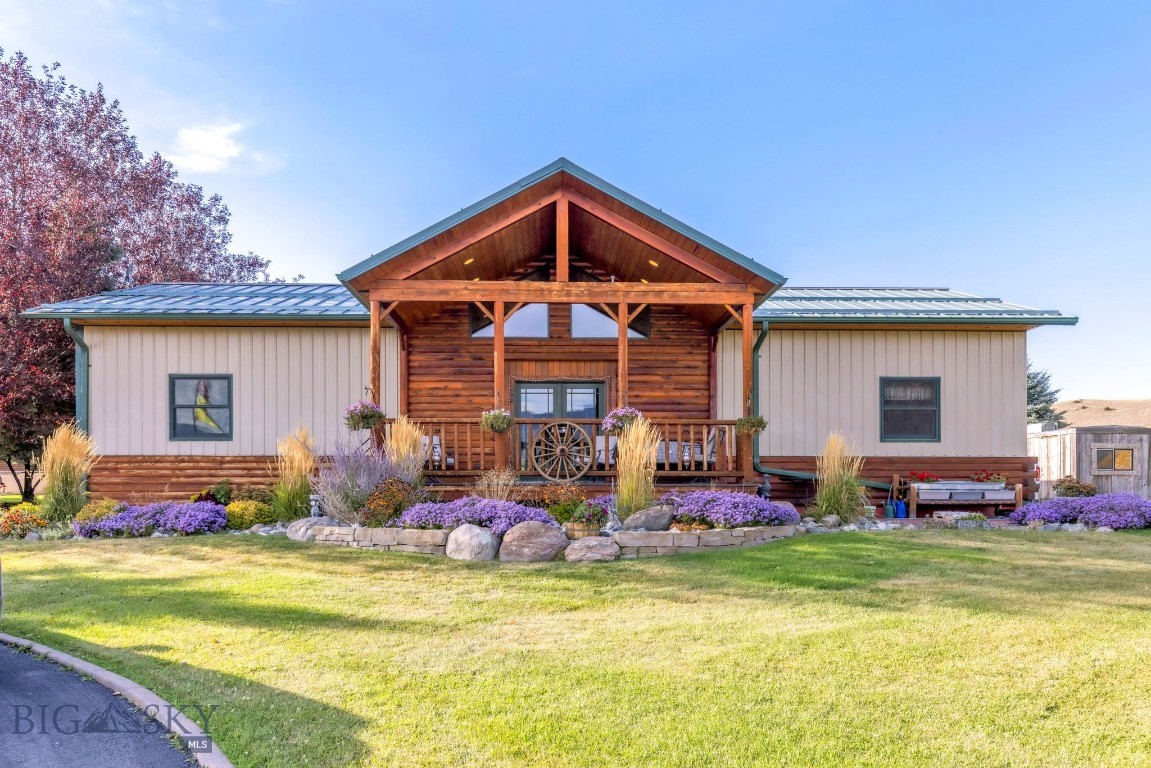 5 Moose Horn Lane